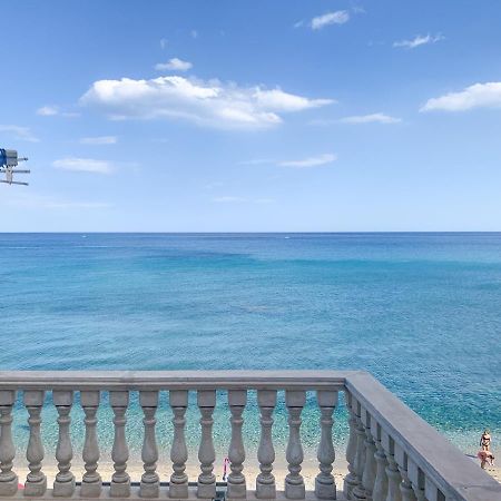Maremare Apartments Giardini Naxos Esterno foto